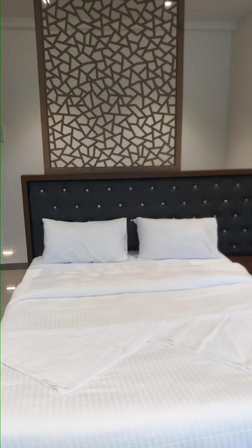 Dukes Plaza Hotel กาลยัน ภายนอก รูปภาพ